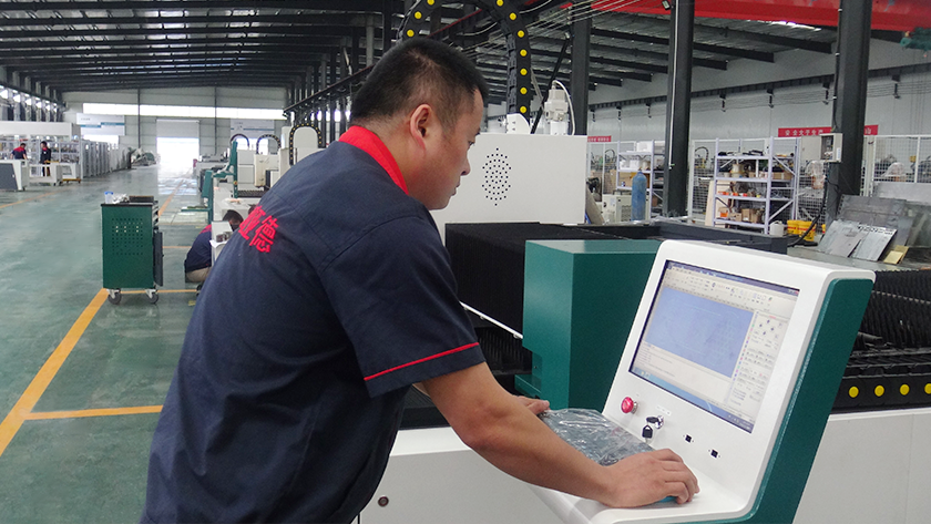 fiber laser cutting machine operation guild