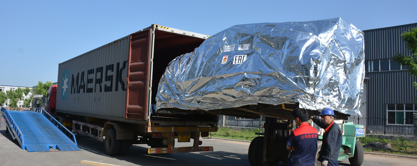 laser cutter's delivery boom