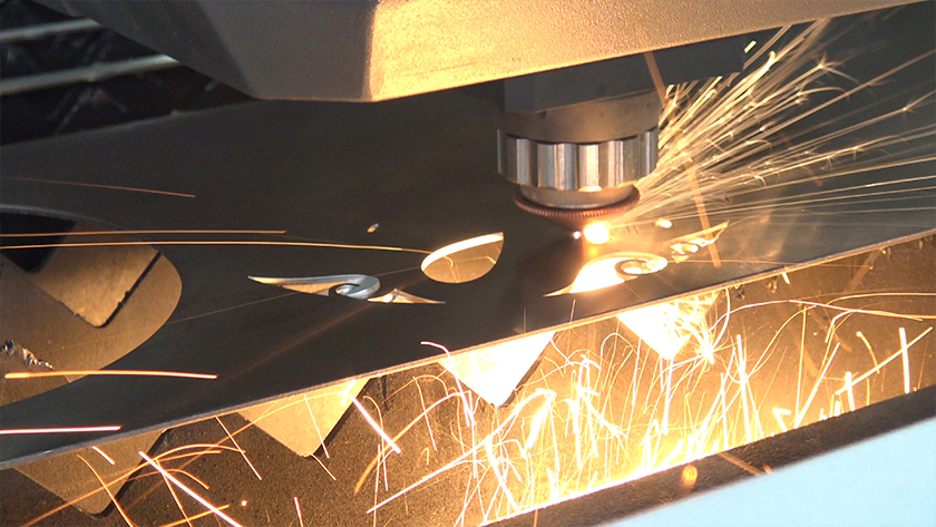 fiber laser cutting machine