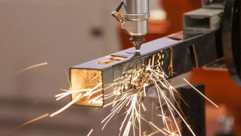 the nozzle of the laser head