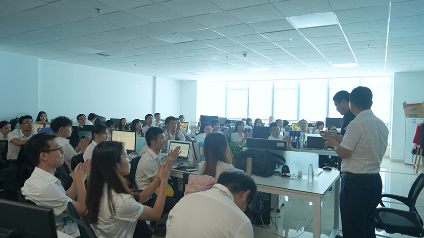 Regular training of laser professional knowledge