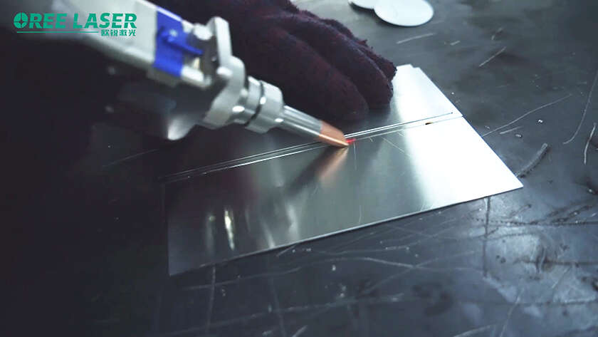 Hand-held laser welding machine becomes a new star in the laser industry